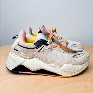 Puma Kids Sneakers - Cream and Black with Rainbow Laces